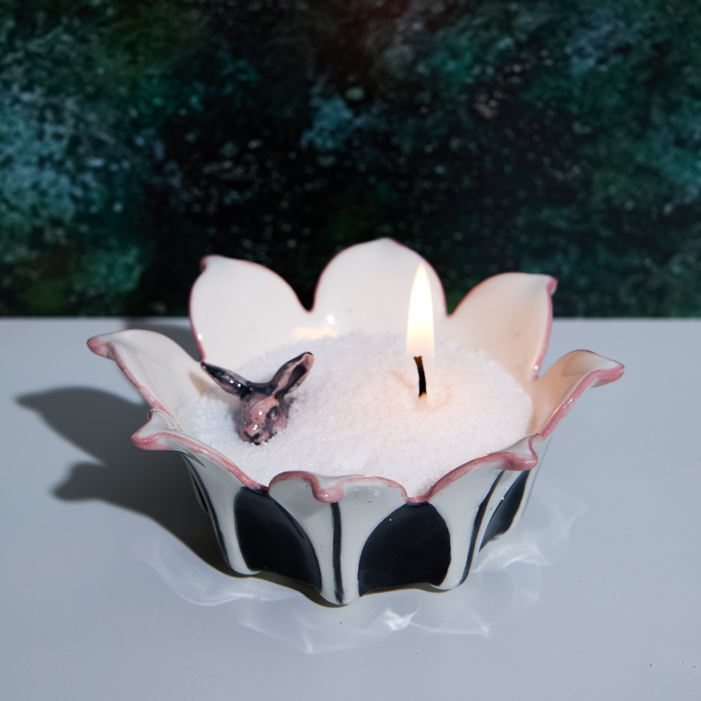 NOUVEAU RIVERINE PETAL CANDLE VESSEL